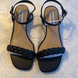 Steve Madden black Melinda sandals